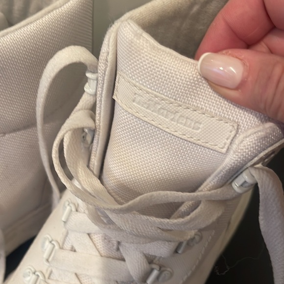 Doc Marten’s Womans Crisp White Air Waltz Boots Canvas SZ9 - Picture 2 of 5